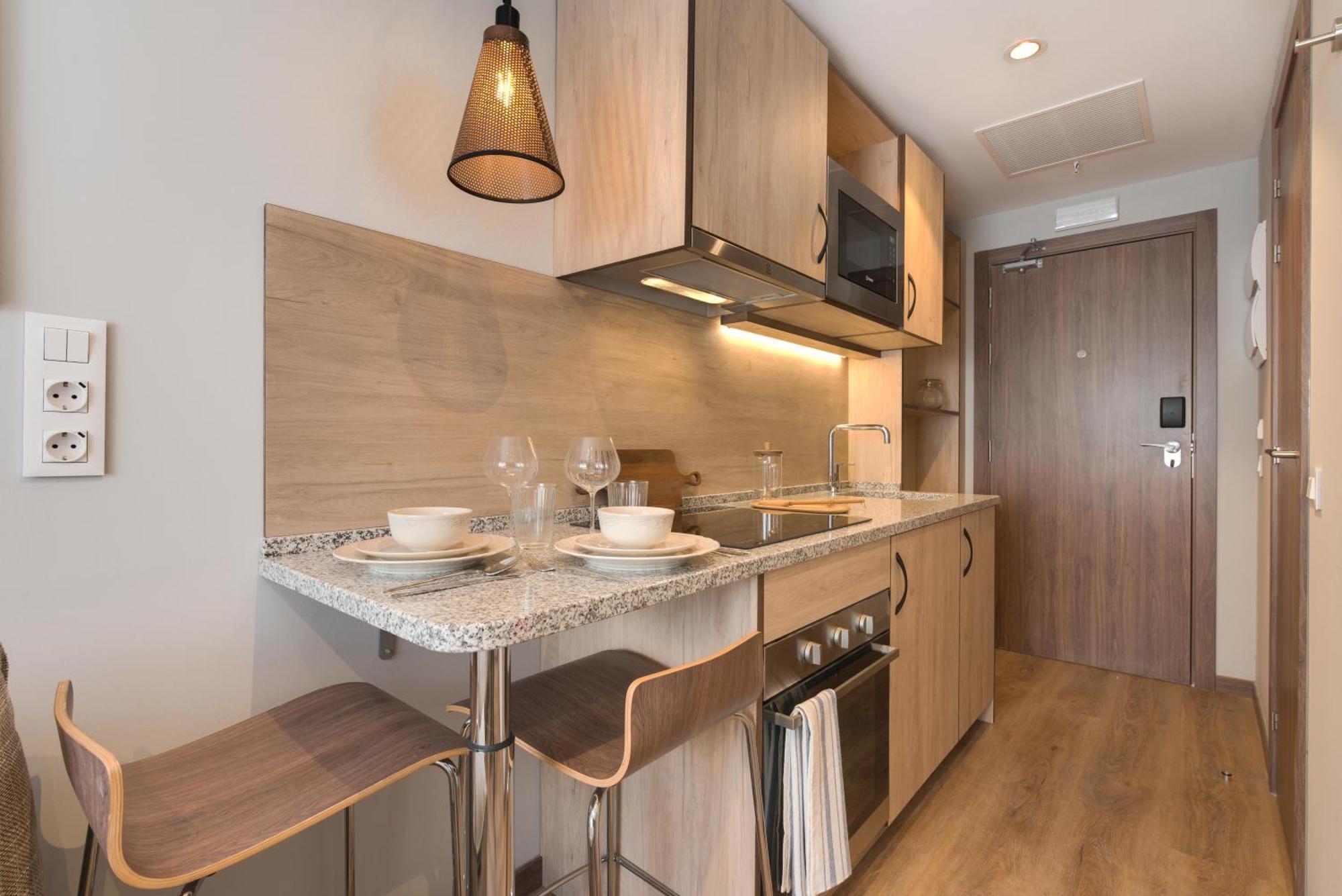 Livensa Living Pamplona Albergue Juvenil Luaran gambar